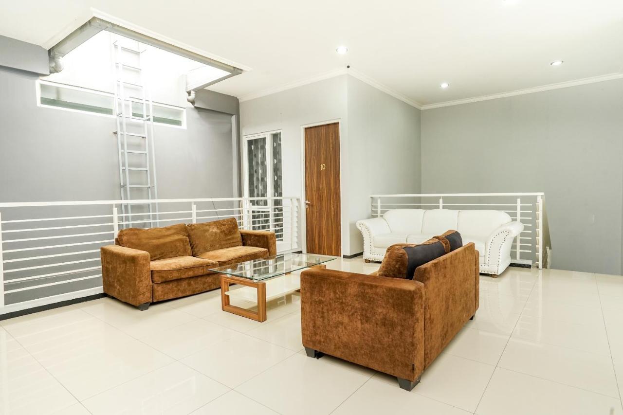 Hotel Reddoorz Near Surabaya Zoo Zewnętrze zdjęcie