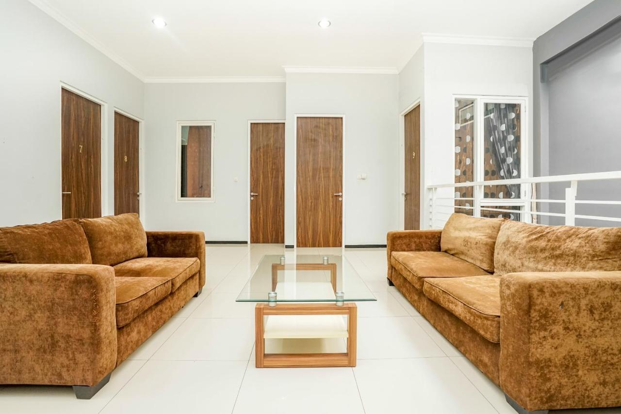 Hotel Reddoorz Near Surabaya Zoo Zewnętrze zdjęcie