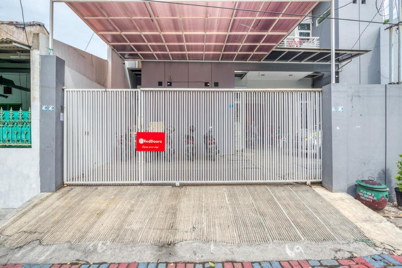 Hotel Reddoorz Near Surabaya Zoo Zewnętrze zdjęcie