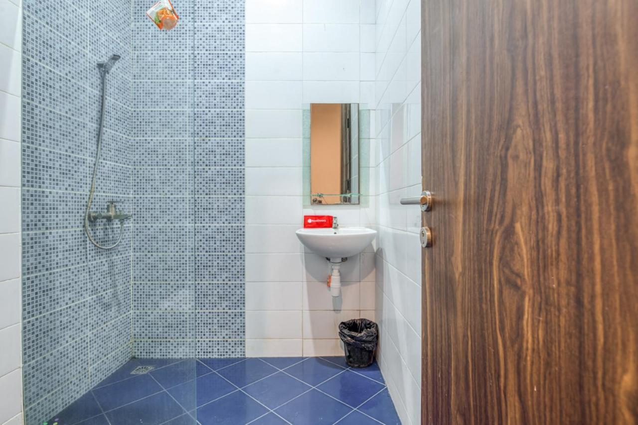 Hotel Reddoorz Near Surabaya Zoo Zewnętrze zdjęcie